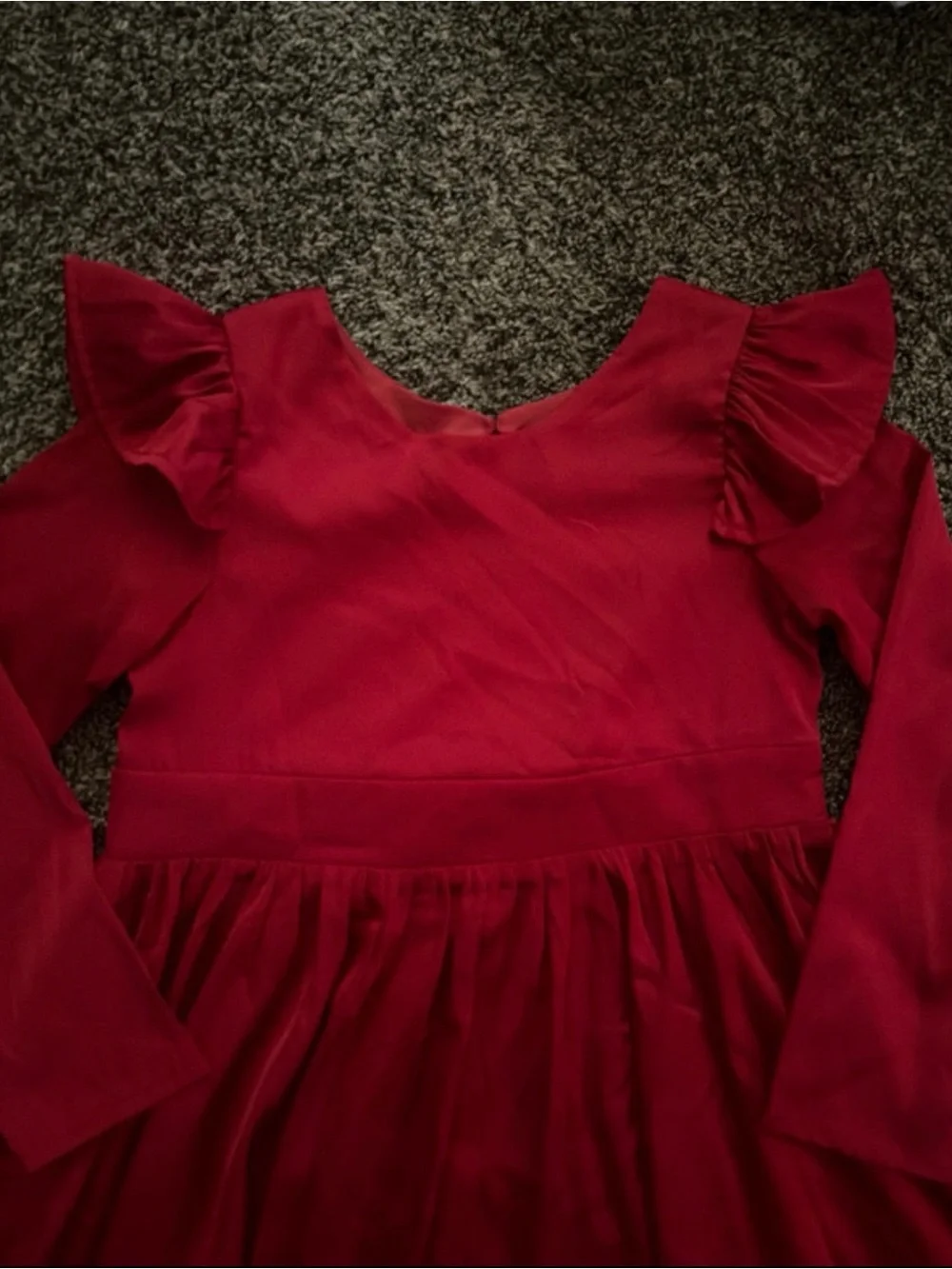 Isobella & Chloe Bright Red Ruffle-Shoulder Long Sleeve Dress
